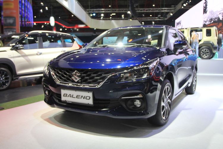 Suzuki Baleno yang menjadi mobil incaran konsumen urban