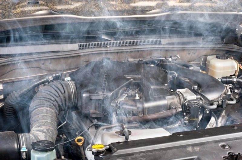 Cara Mencegah Mesin Mobil Agar Tidak Overheat Saat Terjebak Macet