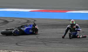 Usai Pemeriksaan Medis, Alex Rins Mengalami Patah Tulang Setelah Crash di Assen