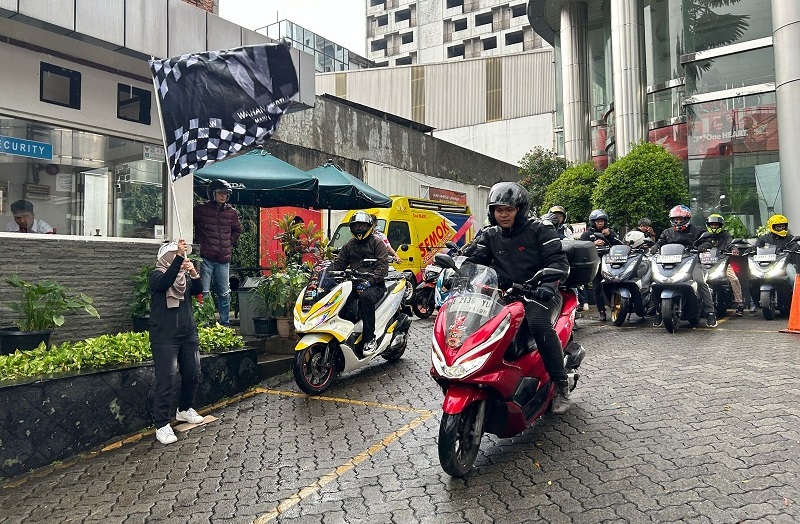 Honda PCX 160 City Rolling Kunjungi Honda Premium Matic Day (HPMD)
