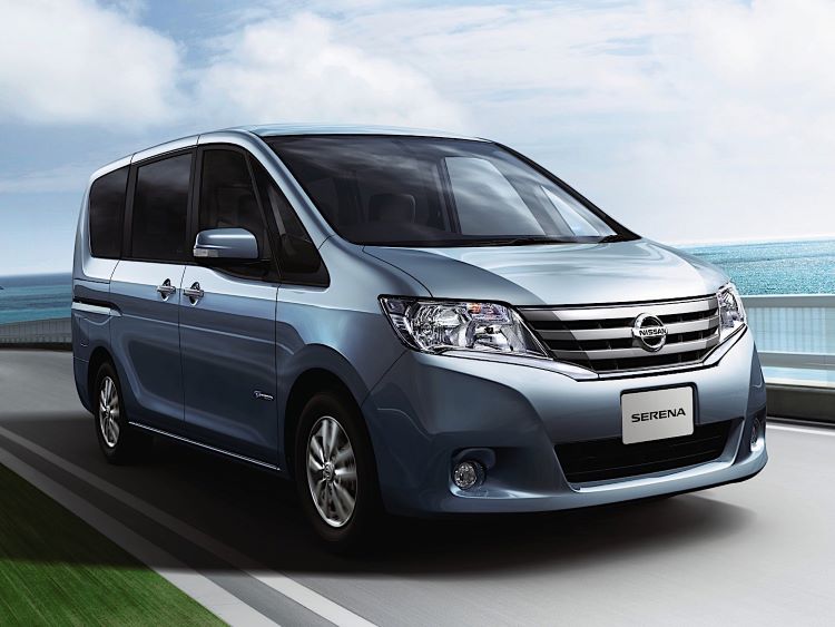 Nissan Serena mobil keluarga yang menggoda konsumen di Indonesia