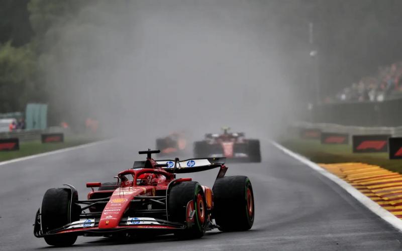 Charles Leclerc (Ferrari) dapat status pole sitter GP Belgia limpahan Max Verstappen. (Foto: xpb-racingnews)