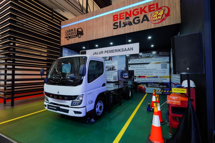 Truk baru Mitsubishi yang dilengkapi dengan layanan purnajual maksimal