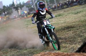 Trial Game Dirt 2024 Sidoarjo : Lanjutkan Dominasi, M Zidane Asal Blitar Jadi Raja Baru Kelas Campuran Open