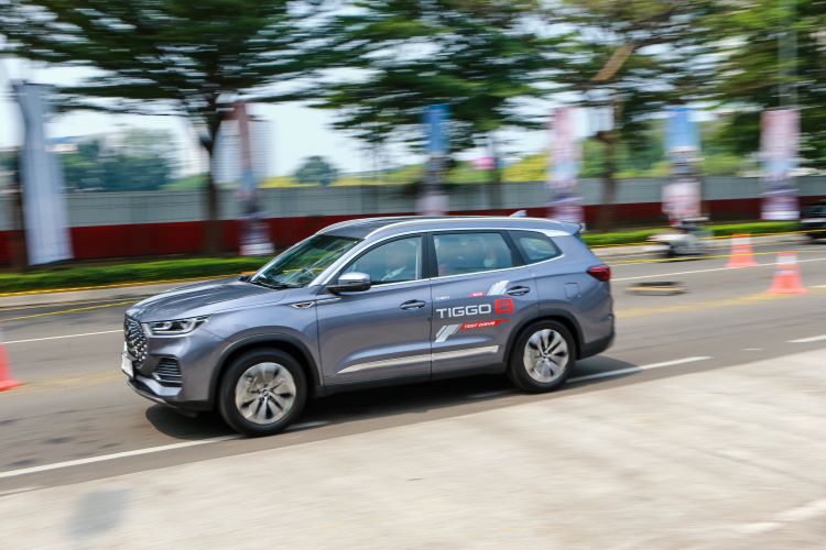 Chery TIGGO 8 ketika berada di area test drive