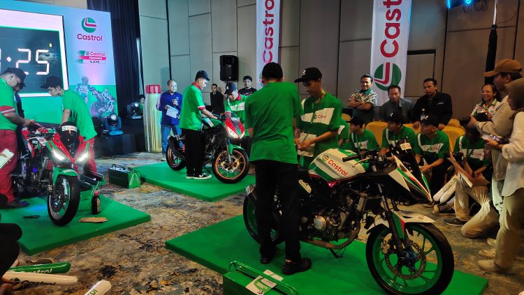 Serunya suasana final kompetisi mekanik bertajuk 