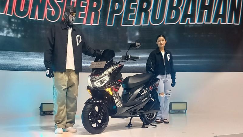 POLYTRON Luncurkan Fox-R Limited Edition, Berkolaborasi dengan Seniman Internasional Darbotz Hadirkan #SemangatMonsterPerubahan