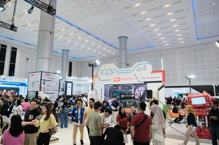 Suasana pameran GIIAS Surabaya pada tahun 2023 lalu