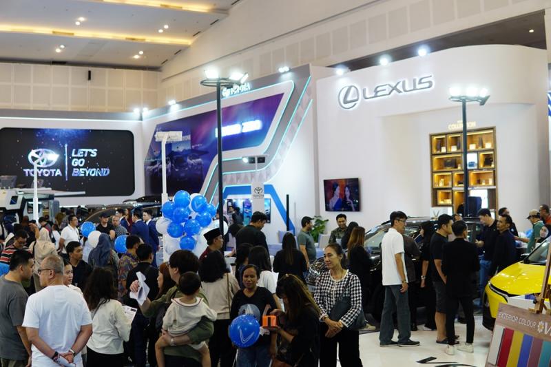Keseruan Akhir Pekan di GIIAS Surabaya 2024