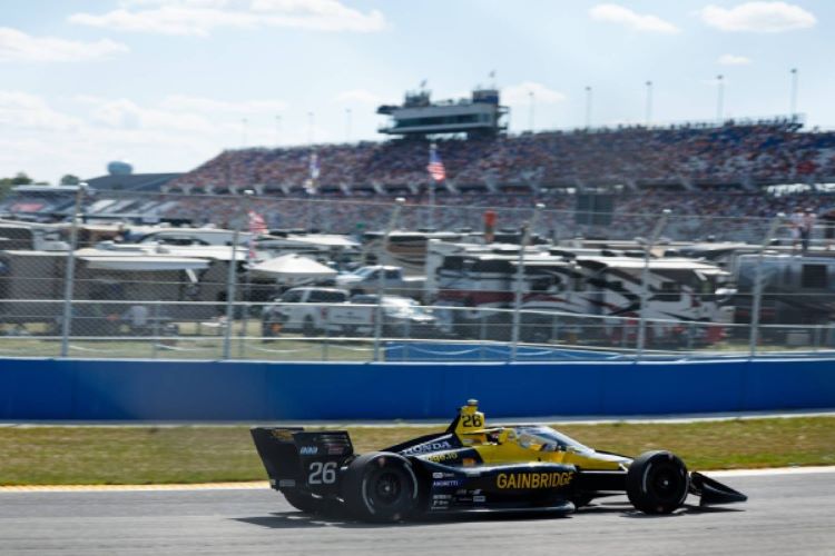 Pembalap Honda Alex Palou tampil mengensankan di IndyCar 2024