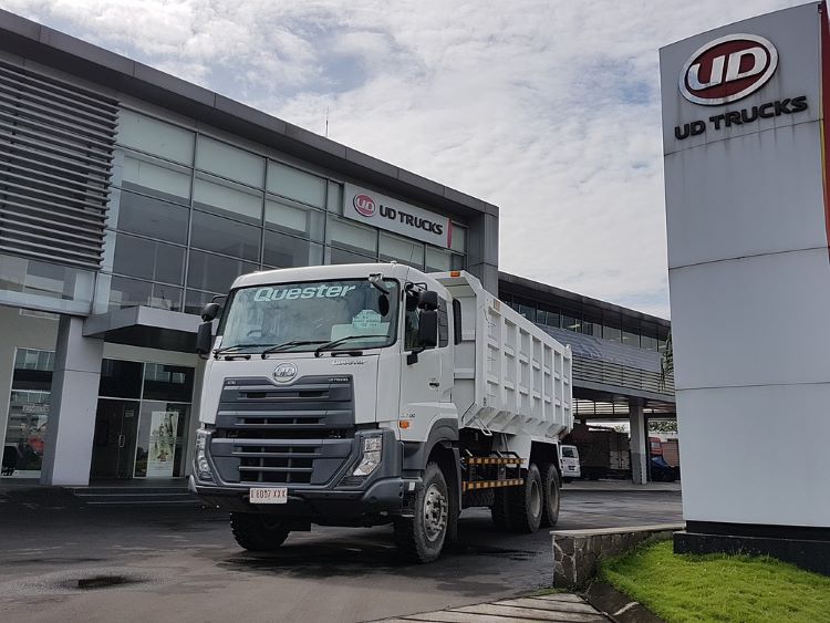 UD Trucks Quester yang menjadi salah satu pendukung bisnis di Tanah Air