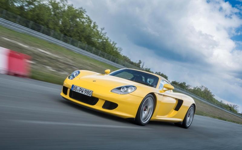 Michelin Pilot Sport Cup 2 Dikembangkan untuk Porsche Carrera GT - Porsche