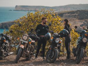 Jelajahi Alam Indonesia dengan Sepeda Motor Royal Enfield Bersama Wonderful Indonesia