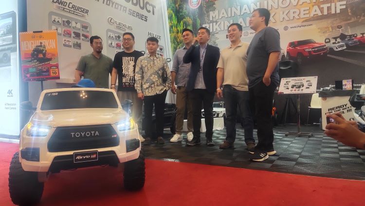 Petinggi SHP Toys dan partners saat peluncuran  Mainan Toyota Hilux GR Sport Volta Toys di ICE, BSD, Tangerang