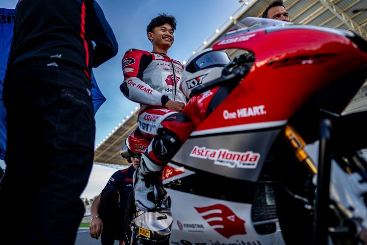 Penbalap Honda Fadillah Arbi Aditama jelang balap terakhir di Sirkuit Estoril, Portugal