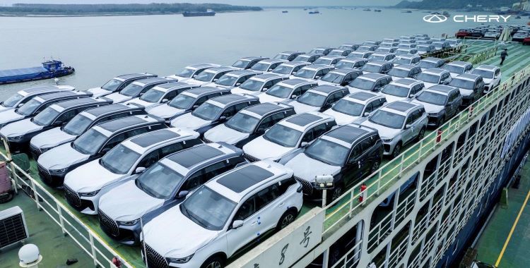 Mobil Chery siap dikirim ke berbagai negara. Foto: Dok. Chery Indonesia