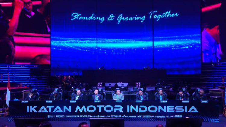 Para petinggi IMI Pusat dalam acara Rakernas IMI 2024 di Jakarta, Senin (9/12/2024)