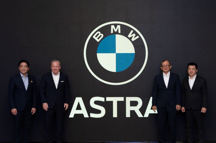 Petinggi BMW Group Indonesia dan Astra resmikan Diler Retail.Next di Cilandak