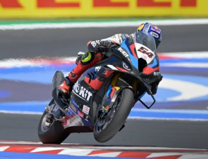 Toprak Razgatlioglu Pasang Nomor 1, Debut MotoGP Semakin Dekat?