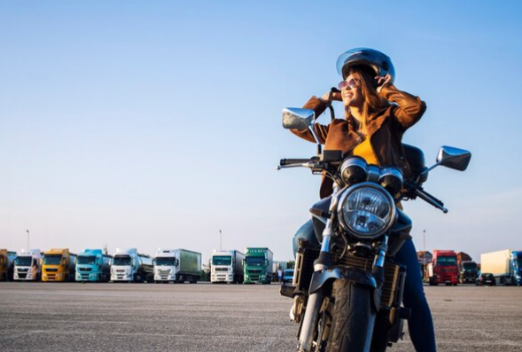Tips Ampuh Cegah Ban Motor Kempis Saat Ditinggal Mudik Akhir Tahun