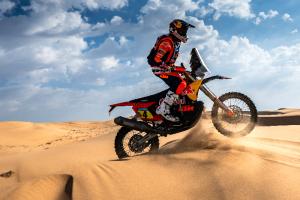 Dakar 2025 Etape 7: Buah Hasil Strategi Manis Daniel Sanders, Kini Semakin Nyaman Di Puncak Klasemen