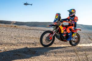 Dakar 2025 Etape 9: Cermat Atasi Kendala Navigasi, Luciano Benavides Sukses Jadi Yang Tercepat 