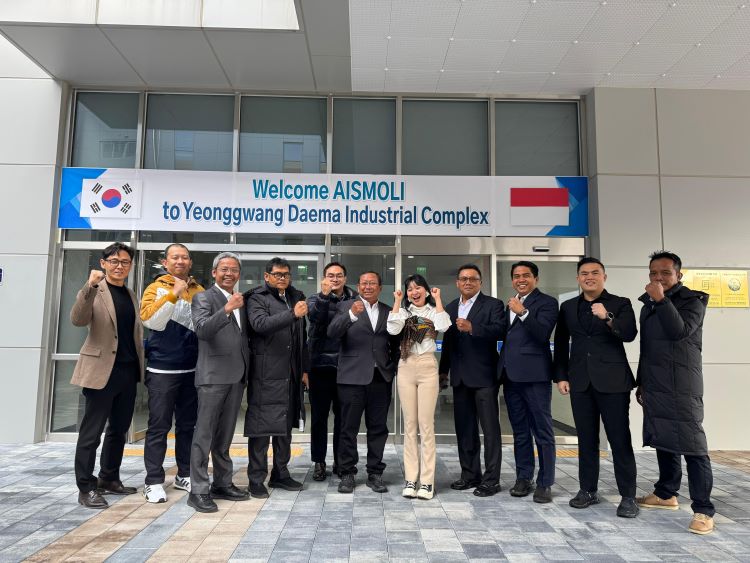 Kunjungan pabrik dari AISMOLI ke pabrik kendaraan listrik di Korea Selatan