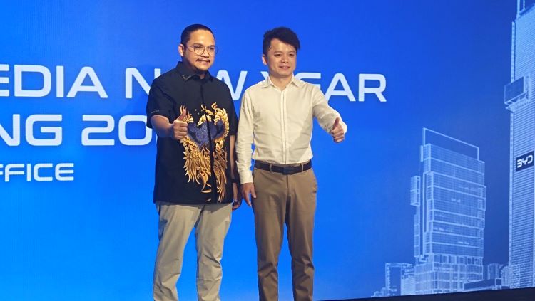 Petinggi BYD Indoensia saat konfrensi pers dengan media di Jakarta, Senin (21/1/2025)