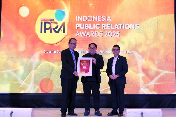 Aktif Edukasi Kendaraan Listrik, Wuling Raih Best Public Relations di Indonesia Public Relations Awards 2025