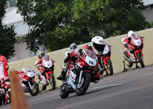 Ilustrasi Program Astra Honda Racing School (Foto: AHM)