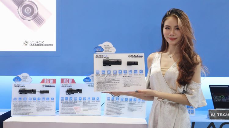 Produk DR590X plus 2025 yang memberikan rekaman jelas dan real time untuk kenyamanan berkendara