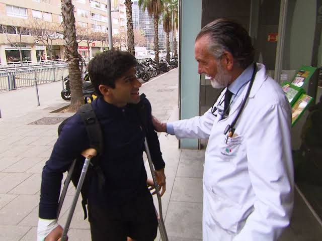 Jorge Martin saat di klinik Xavier Mir yang terkenal di Barcelona, Spanyol. (Foto: motogp)