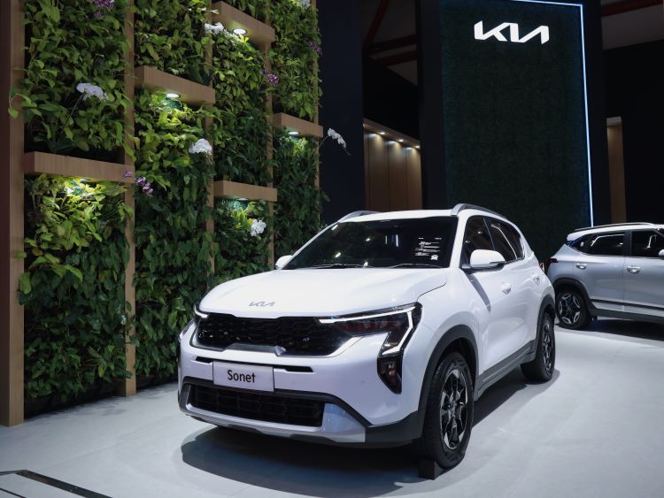 New Kia Sonet hadir dengan tampilan yang modern dan sporty 