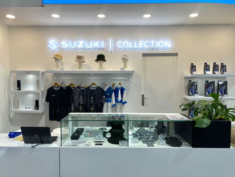 Pojok Spare Parts dan Aksesori Suzuki di IIMS 2025 