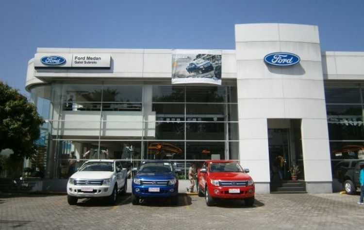 Diler Ford RMA Indonesia yang memberikan pelayanan lengkap untuk pengguna unitnya
