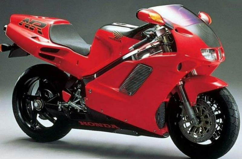 Honda NR750: Motor Sport Legendaris dengan Teknologi Piston Oval dan 32 Klep!