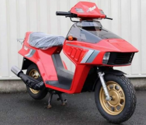 Honda Beat 1983: Skutik 2-Tak dengan Wajah Mobil yang Jadi Nenek Moyang BeAT Modern