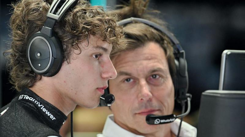 Kimi Antonelli Bersama Toto Wolff (Foto: F1)