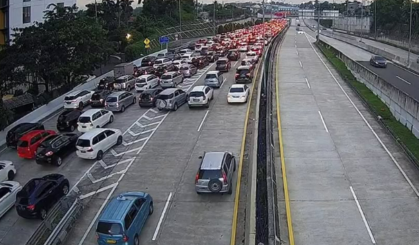 Jalan Layang MBZ ke Cikampek Diberlakukan Buka Tutup Secara Situasional, Ini Alasannya