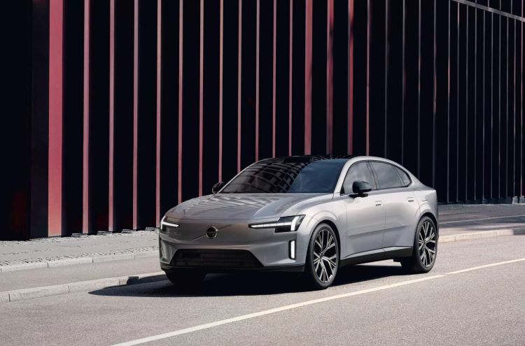 Model sedan mewah Volvo yang akan dikirim ke pasar Eropa
