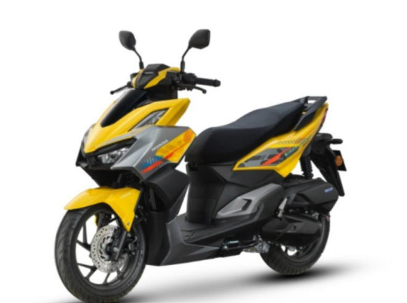 Honda Vario 160 Warna Kuning Ngejreng Resmi Meluncur Bikin Ngiler Pecinta Skutik Sport