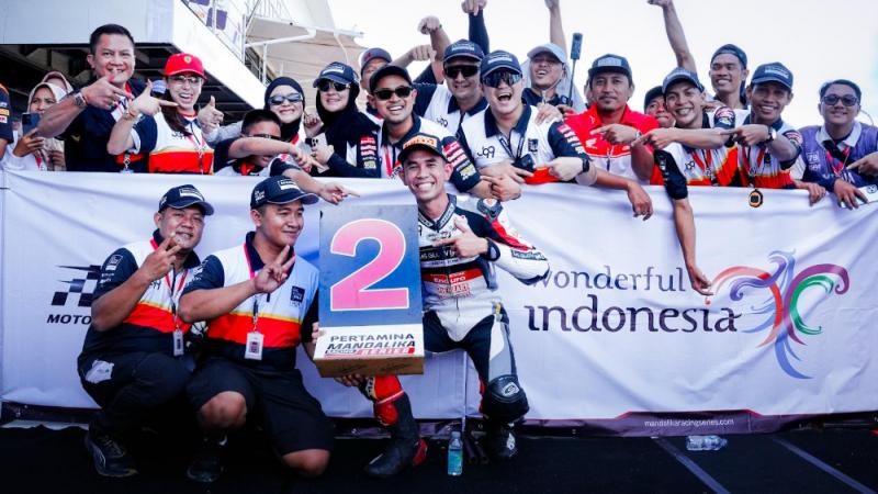 MS Glow For Men Racing Team Borong Piala Kemenangan