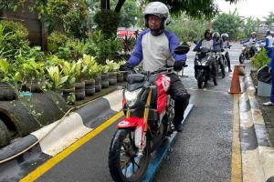 Berdayakan Komunitas, Wahana Kuatkan Community Safety Riding Advisor untuk Keamanan Bermotor