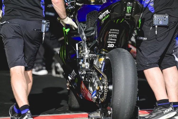 Privat test Yamaha di Valencia, Spanyol, menguji konfigurasi mesin V4. (Foto: ist)