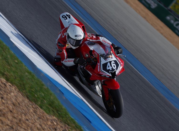 Pebalap AHRT Andi Farid Izdihar siap unjuk gigi di balapan Asia Road Racing Championship 2025 di Buriram, Thailand