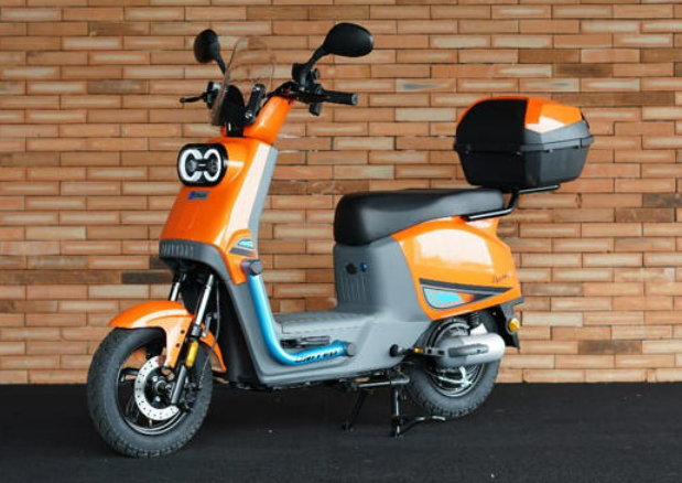 United Milano dan Espana V1 Sepeda Listrik Lokal dengan Fitur Canggih Setara Motor