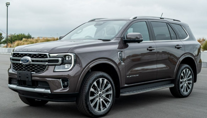 Bedah Performa Ford Everest Sport vs XLT dan Titanium, Sama-sama Gahar Tapi Beda Kelas