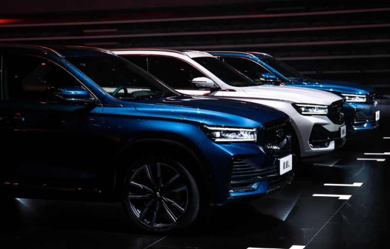 Resmi Meluncur di 2025, Polytron G3 dan G3+ Tawarkan Mobil Listrik di Bawah Rp 300 Juta dengan Skema Sewa Baterai