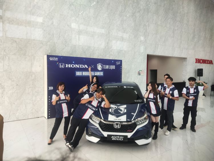 Honda Brio dengan desain spesial bareng Team Liquid Indoensia