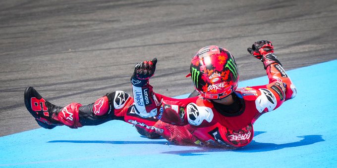 Francesco Bagnaia, terjengkang di lintasan GP Prancis, pulang tanpa poin.(Foto: paddockgp)